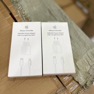 Chargeur iPhone 14 Pro Max